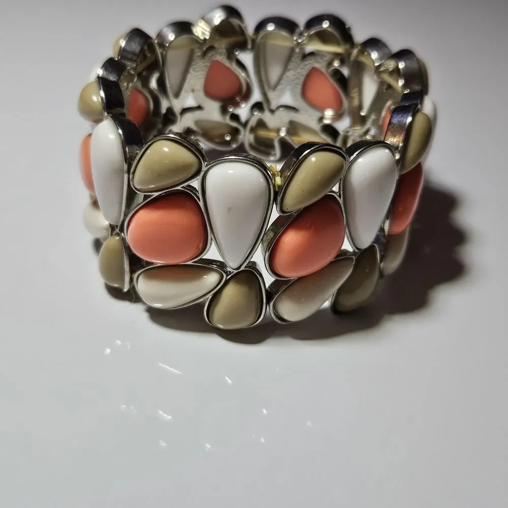 Silver Tone Chunky Pink Tan White Bead Stretch Bracelet 7.5